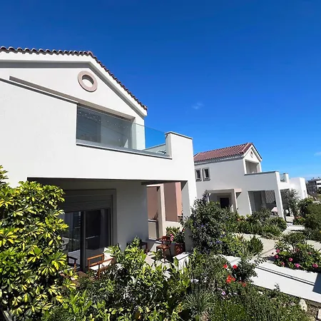 Vakantiehuis Easy Living 1 & 2 *