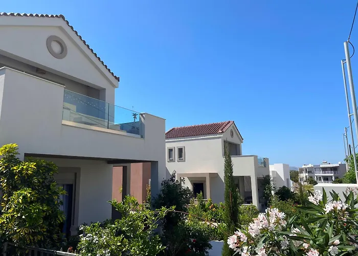 بيت للعطل Easy Living 1 & 2 *