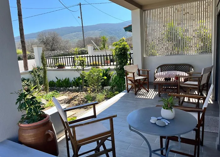 Easy Living 1 & 2 * Kos